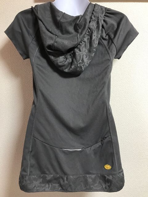 Adidas Climalite グレー 裾メッシュ調トップス s 新品 中古のオークション モバオク Adidas Climalite グレー 裾メッシュ調トップス s 新品 中古のオークション モバオク